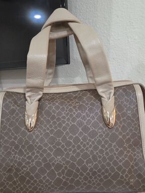 Nina RICCI Beige and Taupe Women's Satchel Bag - Elegant Neutral Carryall